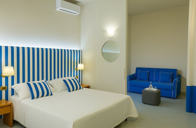 Junior Suite Schlafzimmer und Wohnzimmer