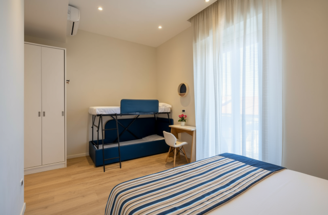 Camera superior quadrupla con letto a castello