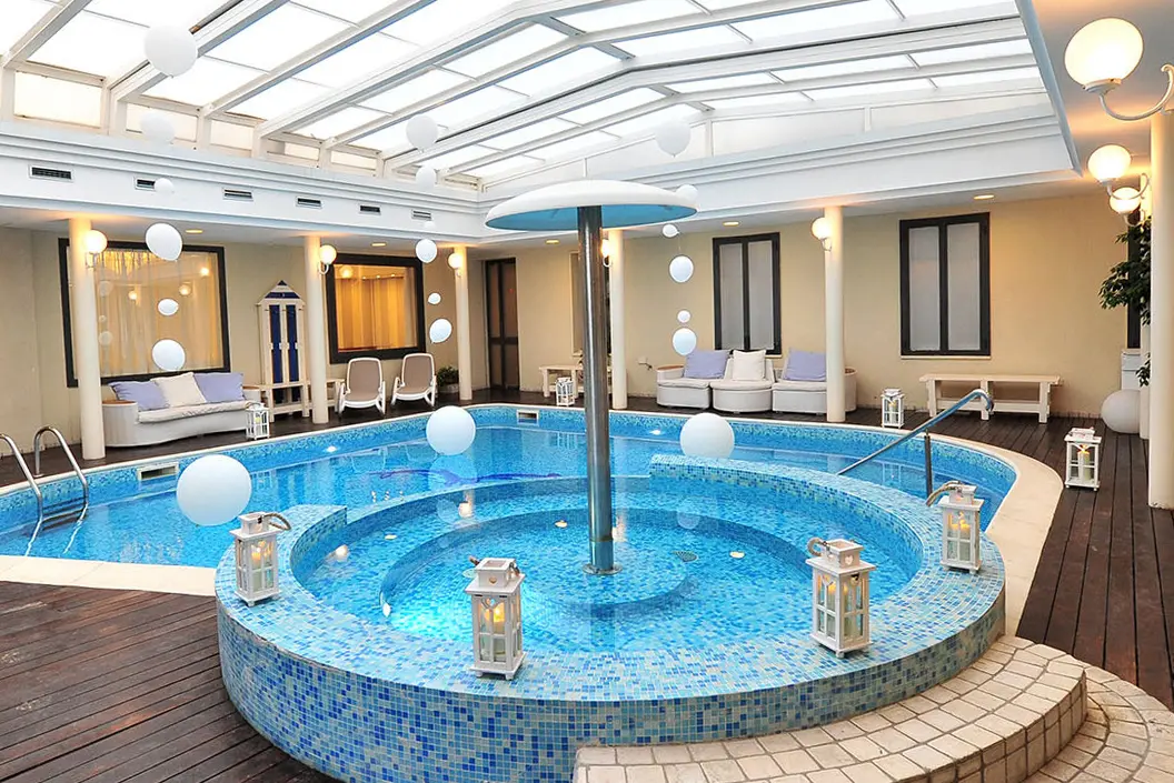 Pool und Wellness Pool und Wellness